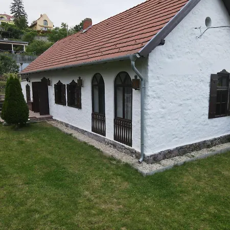 Badacsonyi Preshaz * Badacsonytomaj